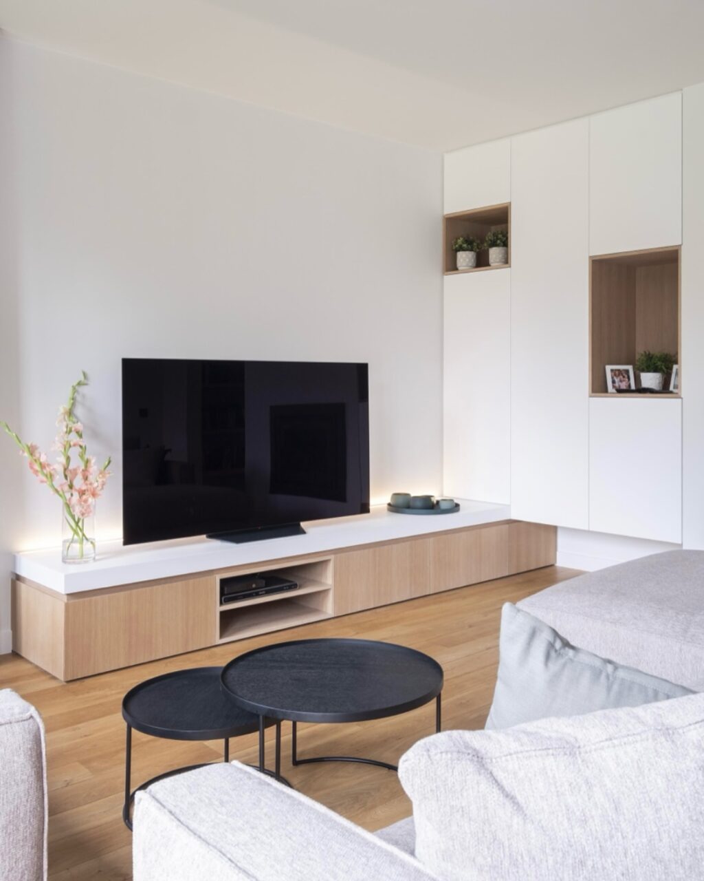 Instagram post from signatureinterieur. This post is in position 15.