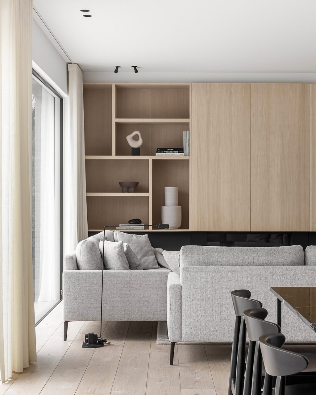 Instagram post from signatureinterieur. This post is in position 38.