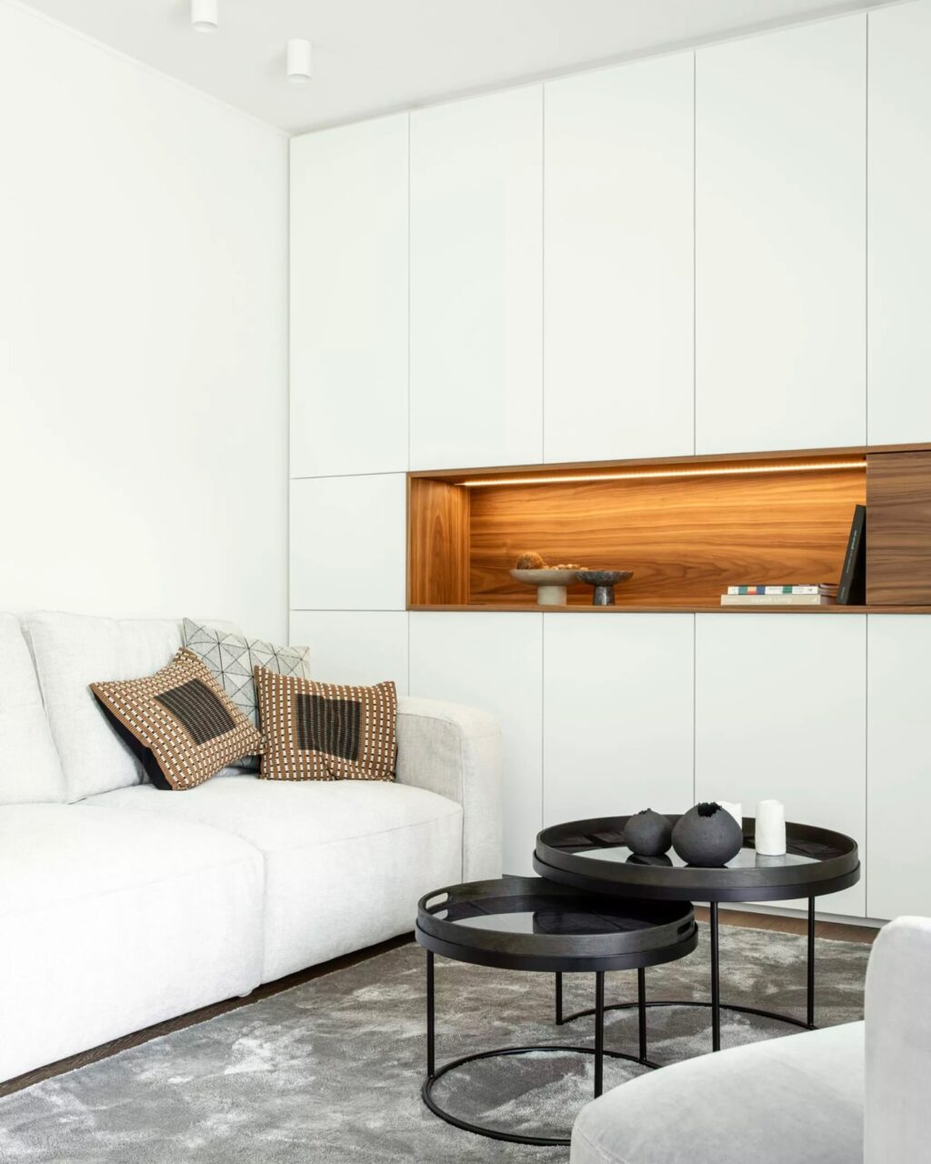 Instagram post from signatureinterieur. This post is in position 10.