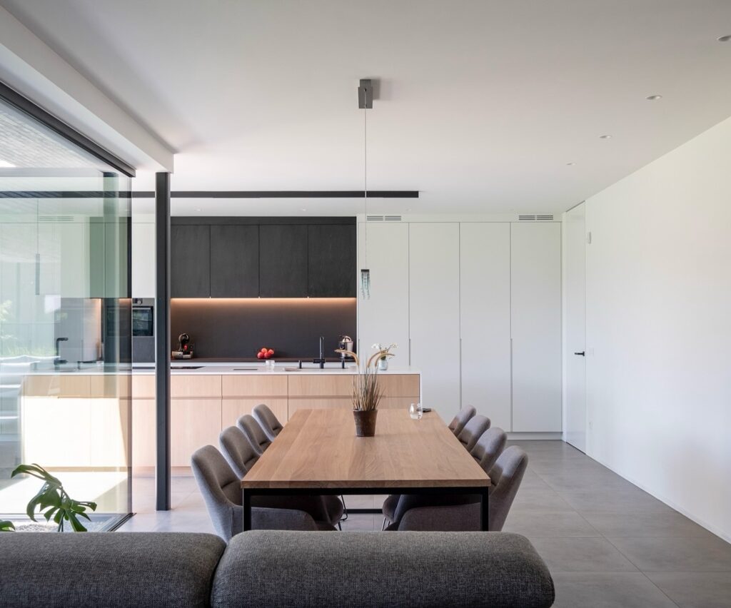Instagram post from signatureinterieur. This post is in position 23.